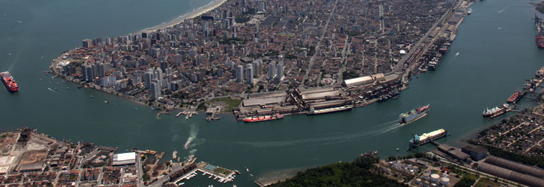 Porto de Santos amplia participação na balança comercial